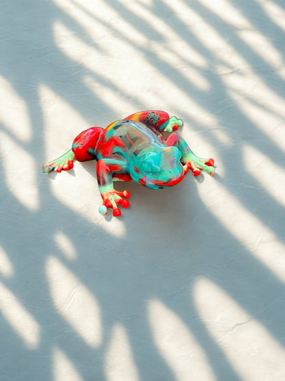 Definitely Posionous Frog (recycled PLA filament)