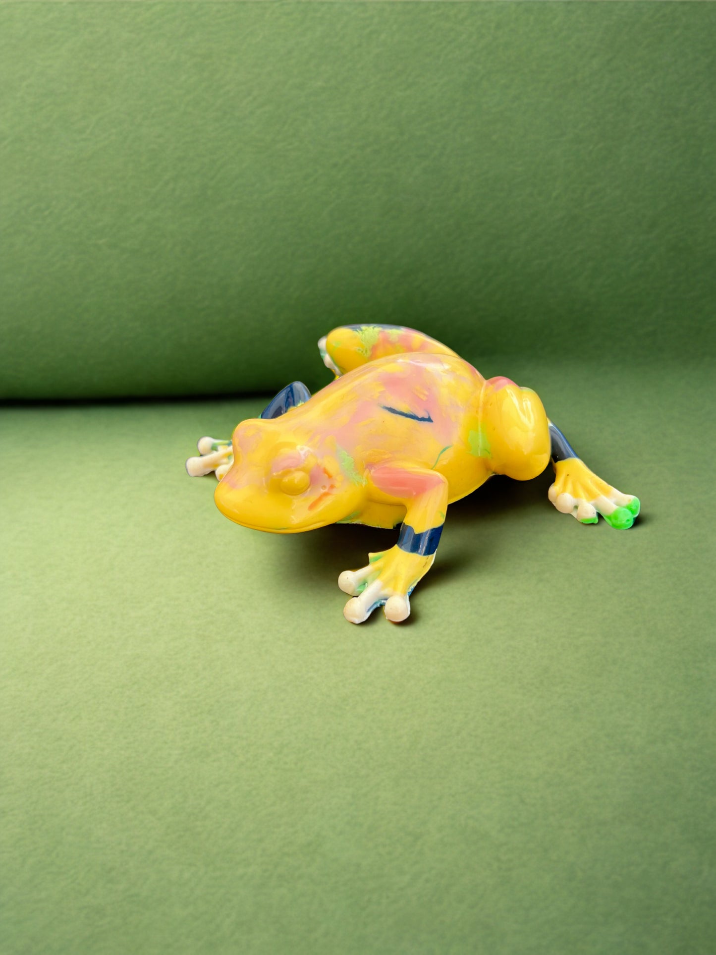 Lemon Bubblegum Frog (recycled PLA filament)