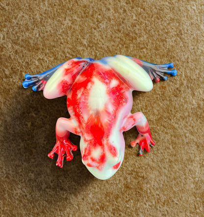 Where Mint and Red Collide Frog (recycled PLA filament) (Copy)